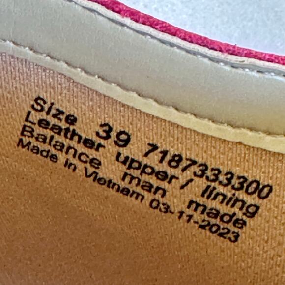 Dansko Ravyn peep-toe sandal in fuchsia milled nubuck Euro Size 38 US 8.5/9 - Picture 12 of 16